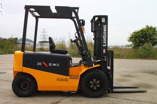  3 Ton Ak�l� Forklift